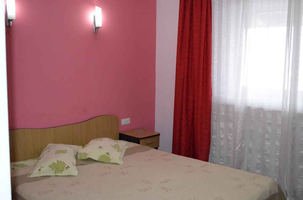 Hotel Casa Alba Râmnicu Vâlcea Exterior foto