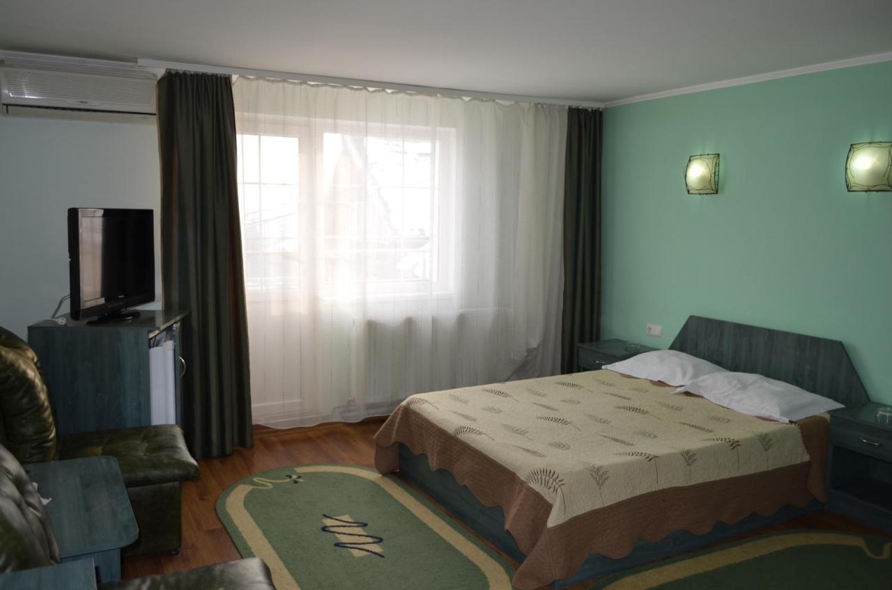 Hotel Casa Alba Râmnicu Vâlcea Exterior foto